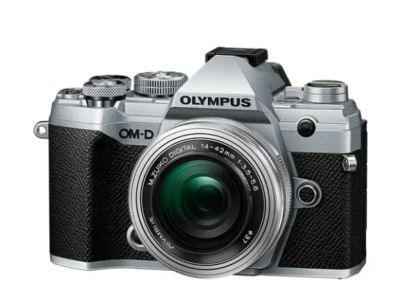 Olympus OM-D E-M5 Mark III strieborný + 14-42mm Pancake strieborný - Digitálny fotoaparát