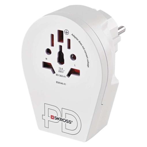 Emos P0055U - Univerzálny cestovný adaptér pre cudzincov do stred. Európy; 1×USB-C, 1×USB-A