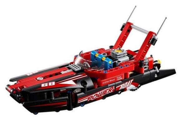 LEGO Technic VYMAZAT LEGO® Technic 42089 Motorový čln - Stavebnica