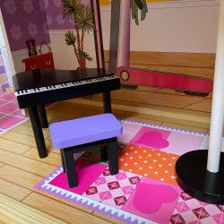 Wiky Drevený domček pre bábiky veľkosť Barbie  82x30x110 cm