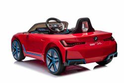 BENEO Elektrické autíčko BMW i4, červené, 2,4 GHz diaľkové ovládanie, USB / AUX / Bluetooth prípojka