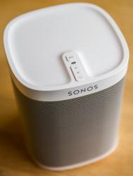 Sonos Play:1 biely