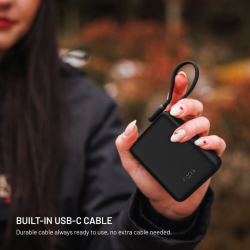 FIXED Zen 10 Loop USB-C 10000mAh 30W s LCD displejom a integrovaným káblom