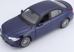 Bburago 2020 Bburago 1:24 Plus Alfa Romeo Giulia (2016) Metallic Blue