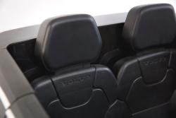 BENEO Volvo XC90, čalúnené sedadlo, 2,4 GHz DO, kľúč, 2X MOTOR, Dvojmiestne, čierne, USB, SD karta, 
