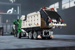 LEGO Technic VYMAZAT LEGO® Technic 42078 Mack nákladiak