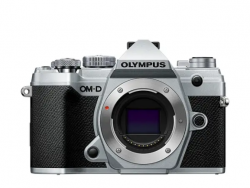 Olympus OM-D E-M5 Mark III strieborný + 12-40 mm PRO čierny