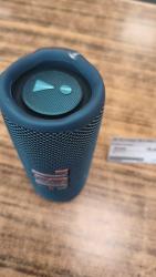 JBL Flip 6 modrý vystavený kus poškodený kus