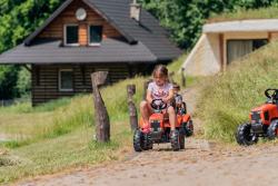 Falk Falk Šliapací traktor 2060AB Kubota M6 s vlečkou