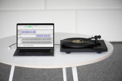 PRO-JECT Pro-Ject Debut RecordMaster II Piano + OM5e